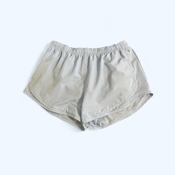 #001, Nike athletic shorts, size XL - Picture 2 of 3